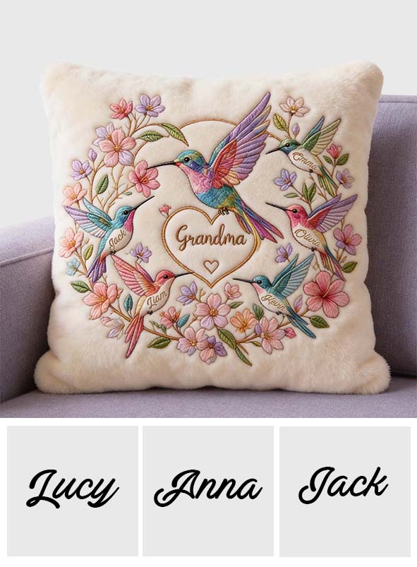 Hummingbird Nana - Personalisierte Großmutter Kunstfell Kissen