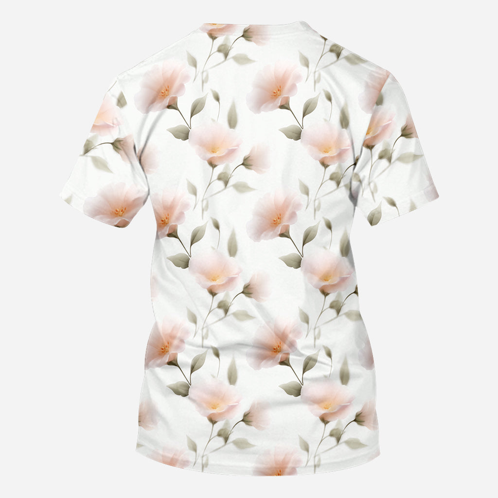 Niedliche Kätzchen – Personalisiertes T-Shirt mit Katzenmotiv