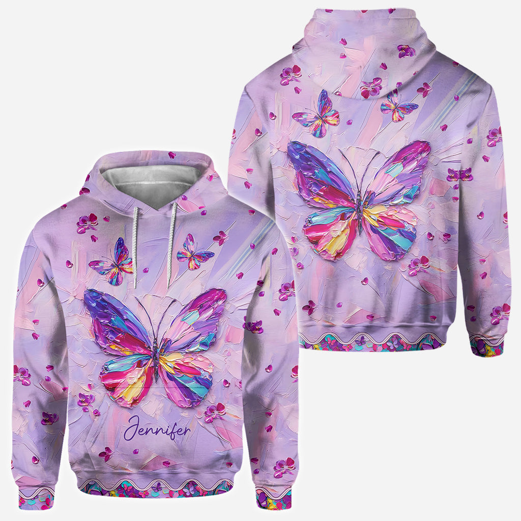 Wunderschöner Schmetterling – Personalisiertes T-Shirt mit Schmetterlingsmuster