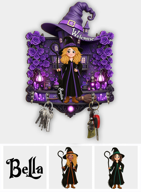 Willkommen im Hexenhaus – Personalisierter Schlüsselhalter in Hexenform