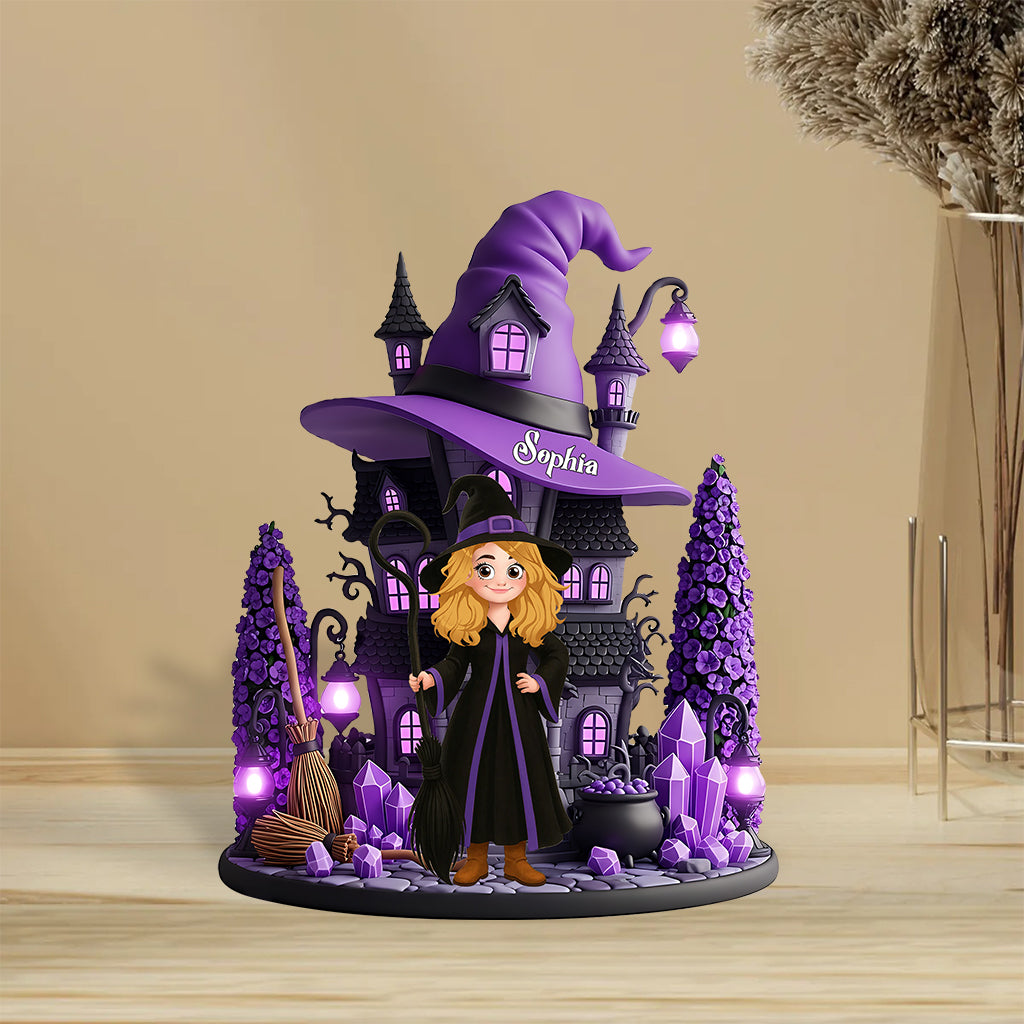 Hexenhaus – Personalisierte Acrylplakette in Hexenform