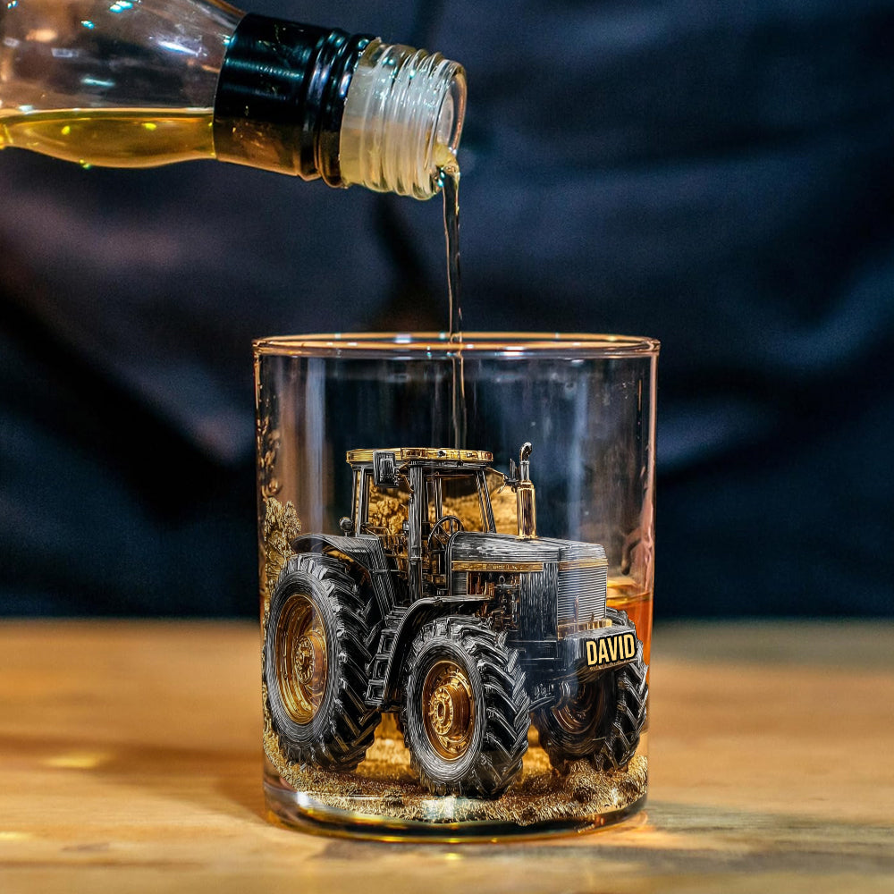 Strong Farmer – Personalisiertes Traktor-Whiskyglas