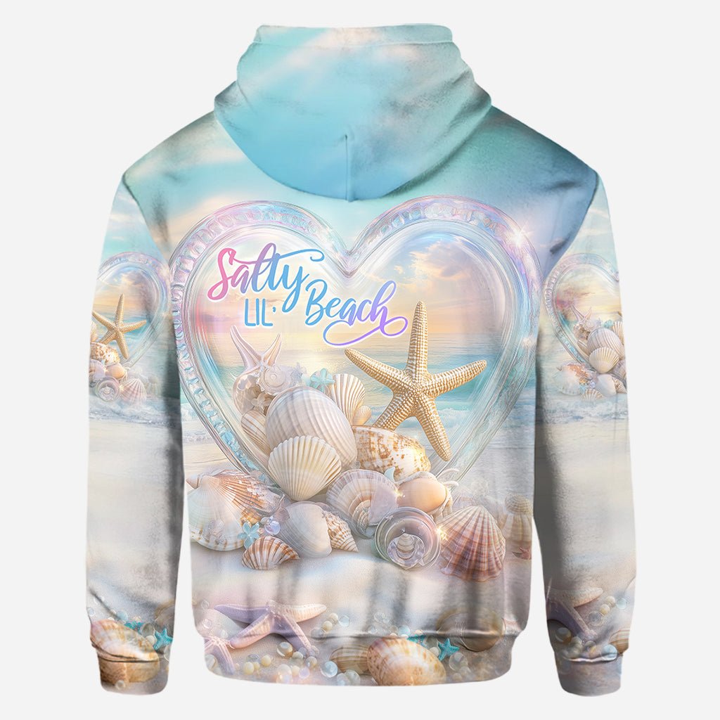 Salty Lil Beach – Personalisiertes T-Shirt für Meeresliebhaber