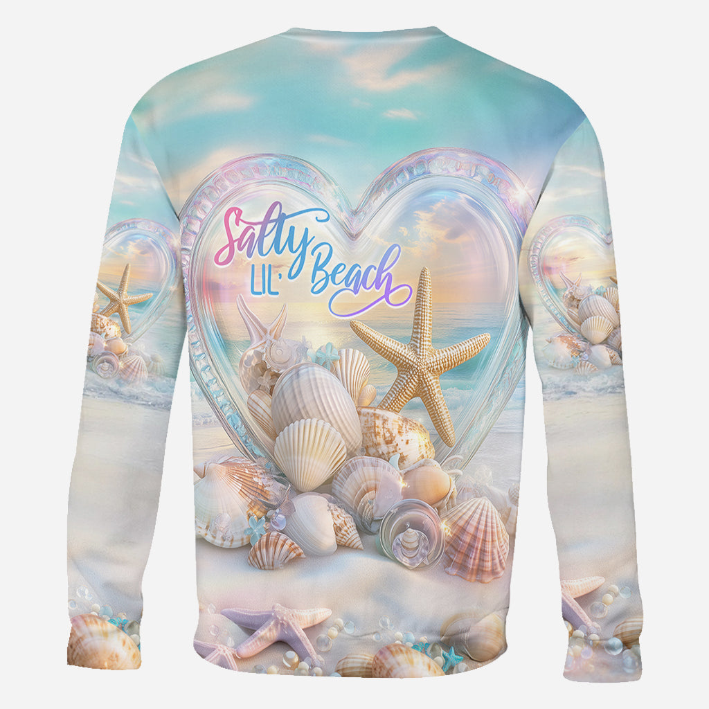 Salty Lil Beach – Personalisiertes T-Shirt für Meeresliebhaber