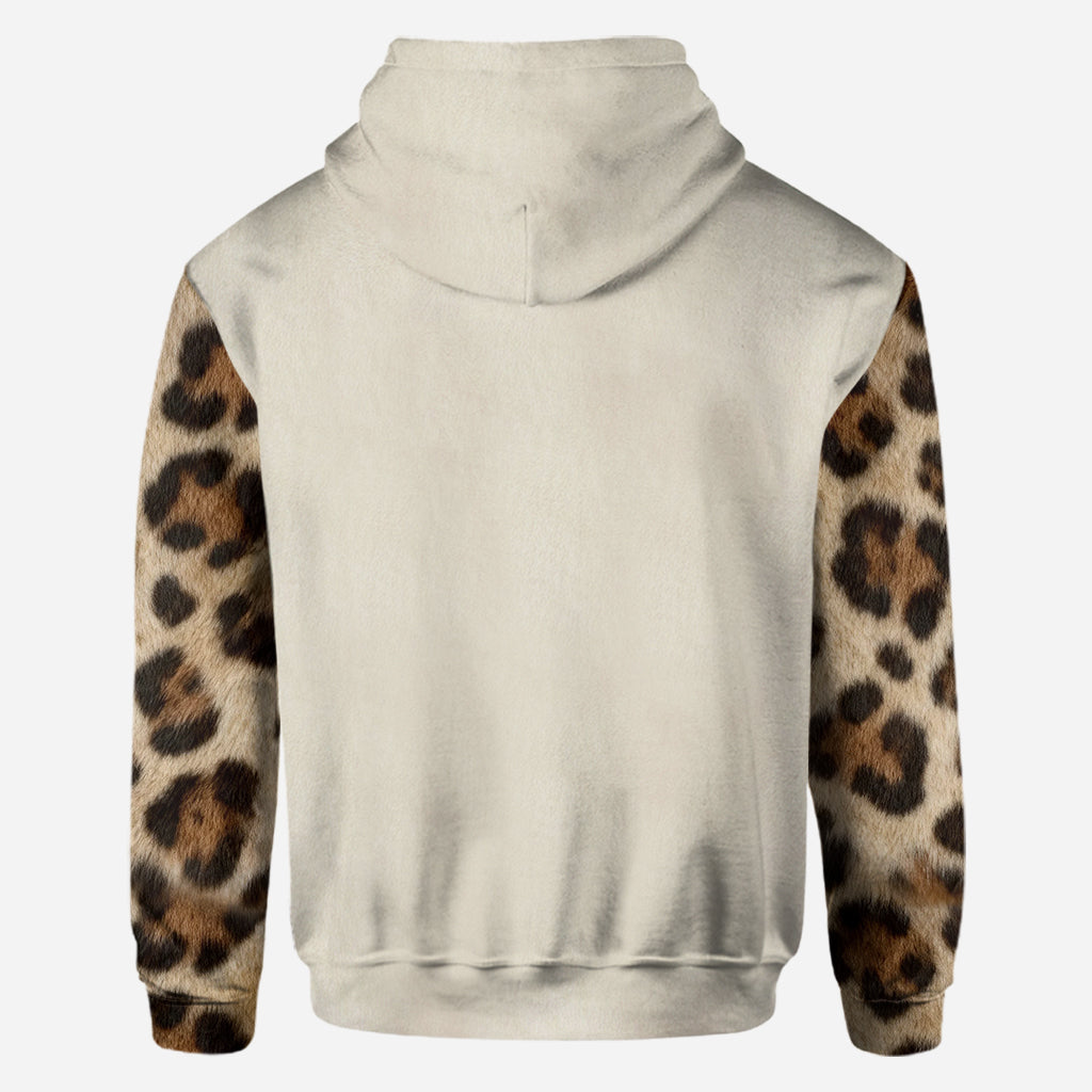 Dieses personalisierte „Mama/Oma gehört“-Shirt