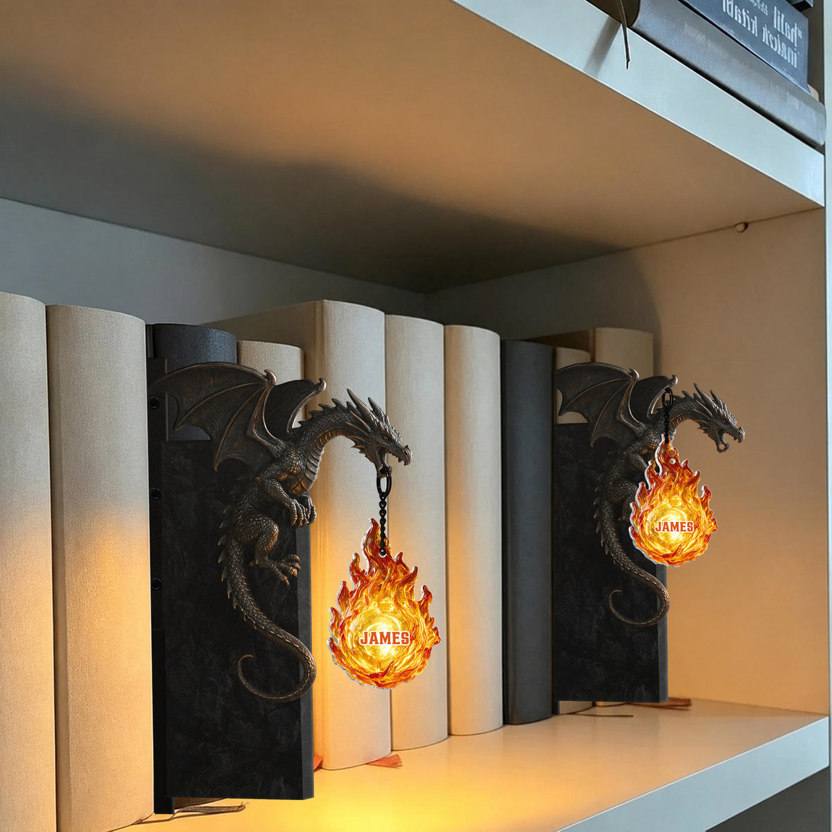 Geschenk für Drachenliebhaber - Personalisierte Drachen Bücherregal Lampe