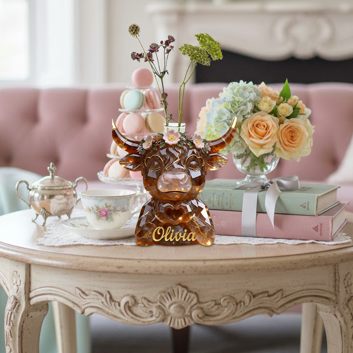 Herzförmige Hochlandkuh – Personalisierte Acryl-Blumenvase in Hochlandkuhform