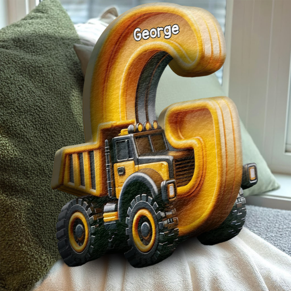 Cool Construction – Personalisiertes Kissen in Kinderform aus Kunstfell