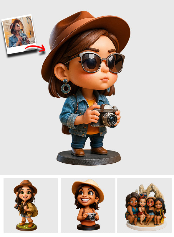 Überzogene Proportionen im Cartoon-Stil – personalisierte, individuell geformte Acrylplakette für Reisen