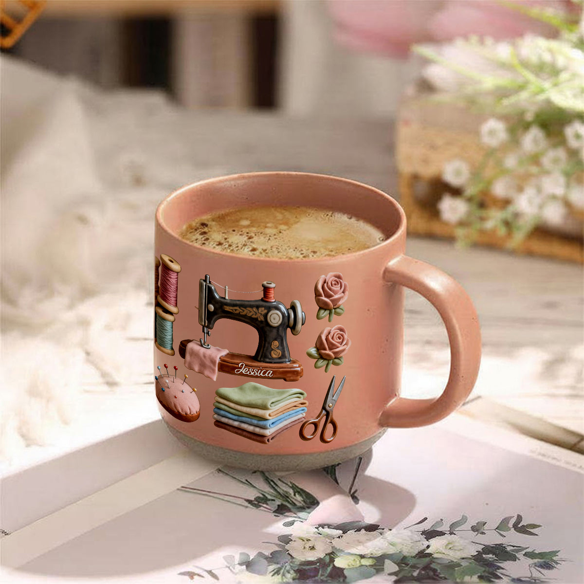 Ich liebe Nähen – Personalisierte Keramiktasse mit Nähmotiv