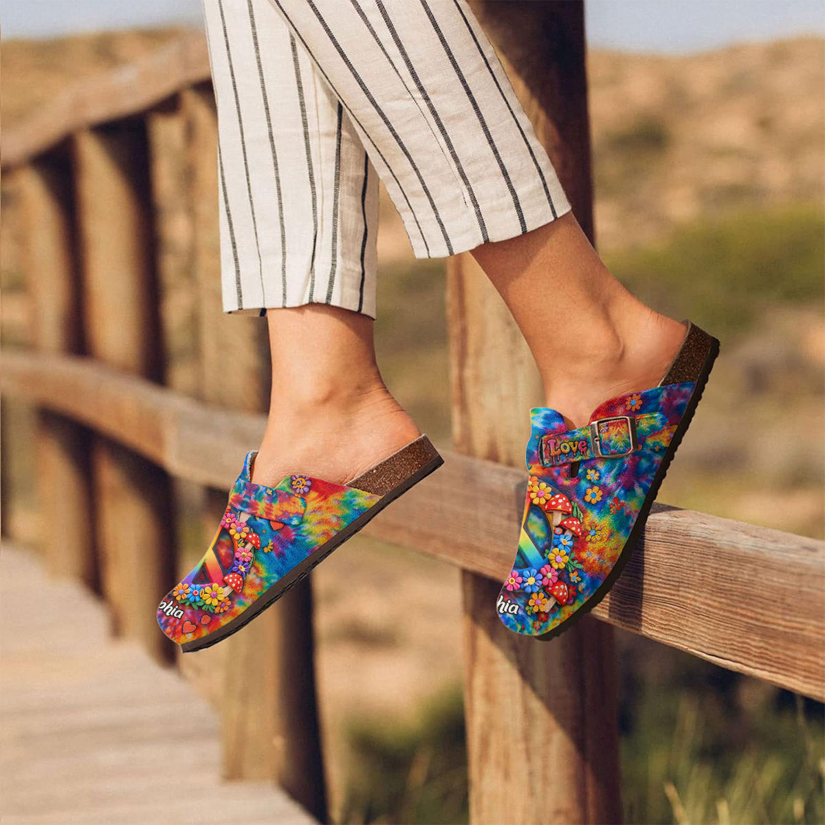 Hippie-Style lieben, Frieden lieben – personalisierte Hippie-Clogs mit Fußgewölbeunterstützung