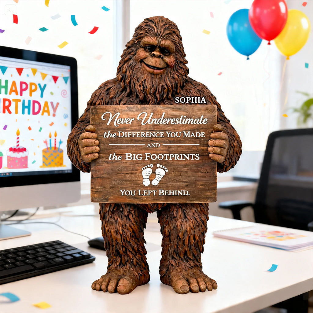 Geburtstagsgeschenk für Bigfoot-Liebhaber - Personalisierte Holztafel in Sonderform