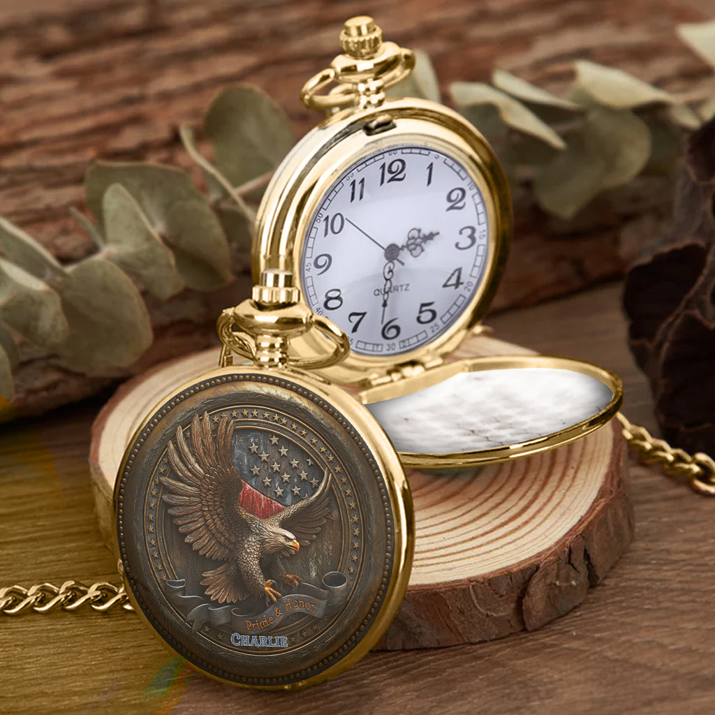 Stolz, Amerikaner zu sein – Personalisierte Weißkopfseeadler-Taschenuhr