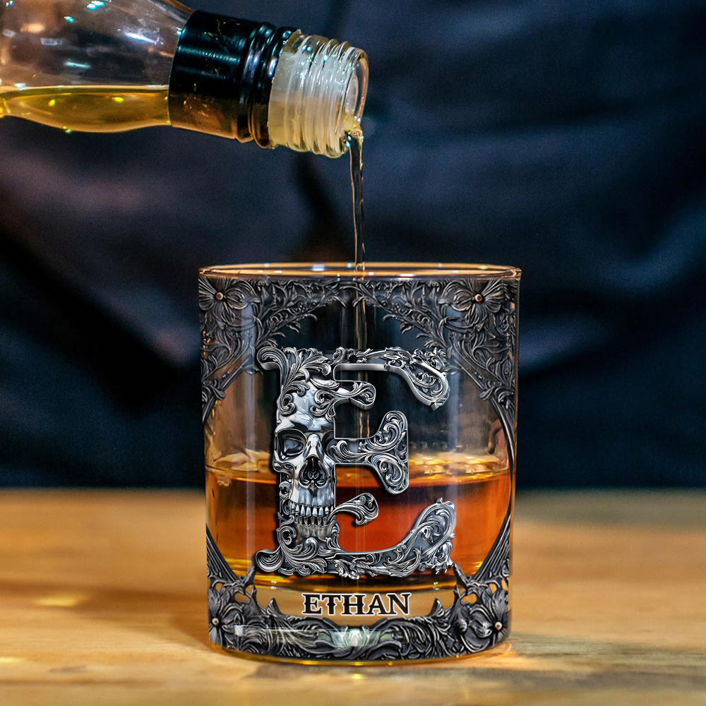 Totenkopf-Namensanfangsbuchstabe - Personalisiertes Totenkopf-Whiskyglas
