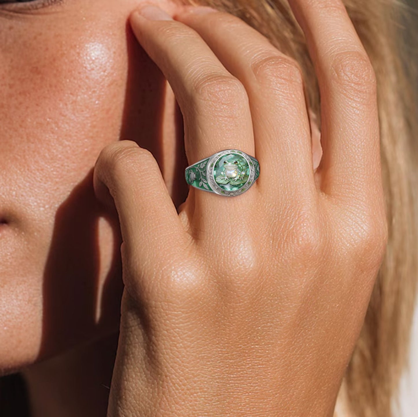 Just A Girl Who Loves Frog - Personalized Frog Signet Ring