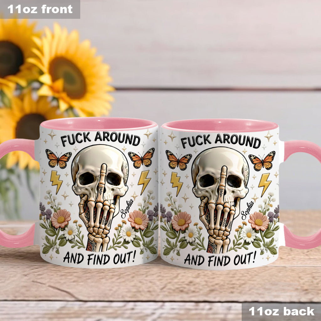 Probier's aus und finde es heraus – personalisierte Tasse und Untersetzer mit Totenkopf-Akzent