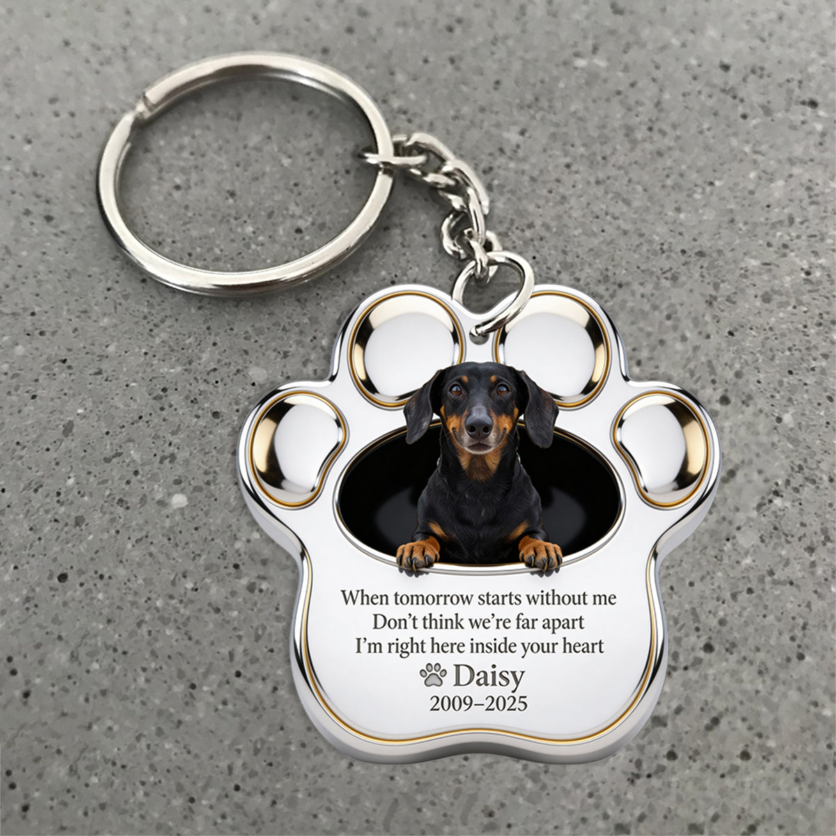 Gedenkpfote – personalisierter Hunde-Schlüsselanhänger