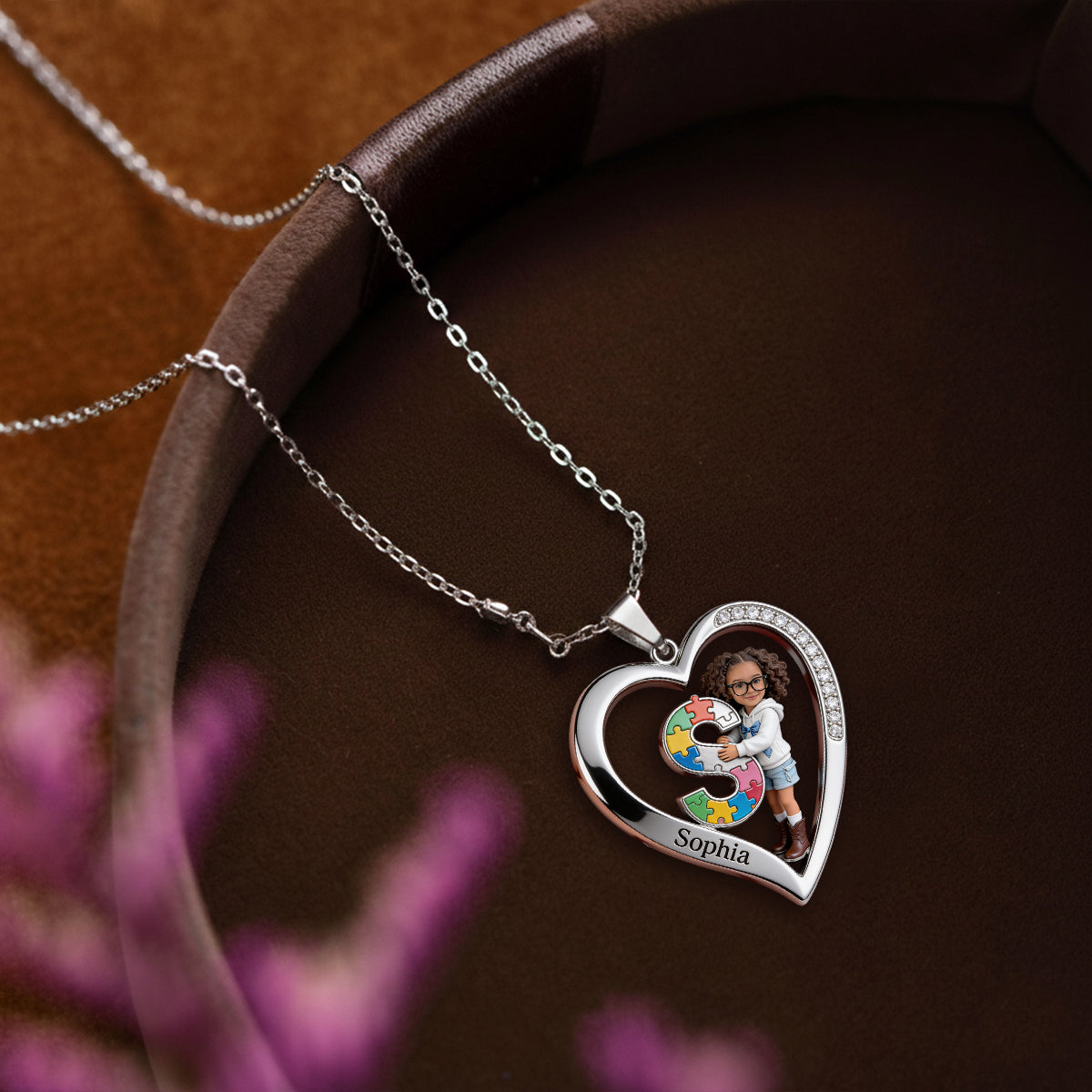 Brief zum Thema Autismus – Personalisierte Halskette mit Anhänger aus Metall in Form eines Buchstabens zum Thema Autismus