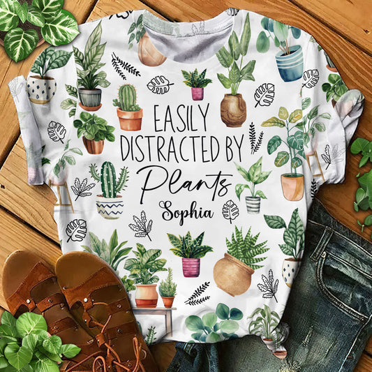 Leicht von Pflanzen ablenkbar - Personalisiertes Garten-T-Shirt