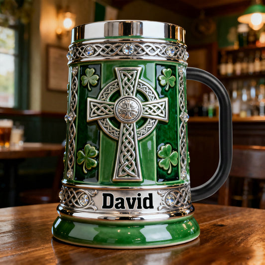 Keltisches Kreuz – Personalisierter irischer Bierkrug
