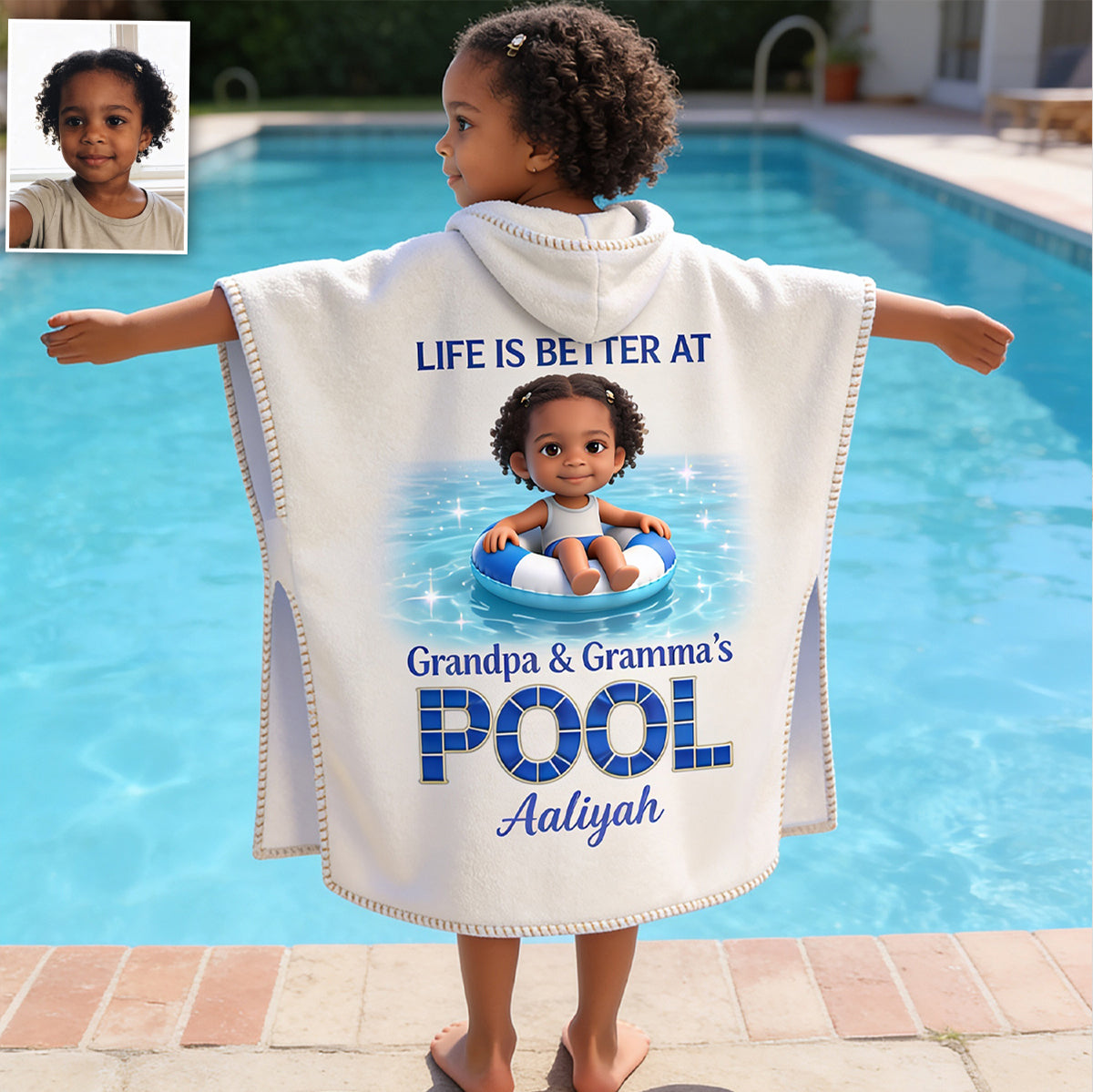 Das Leben ist besser am Pool - Personalisierter Kinder Kapuzenhandtuch Poncho