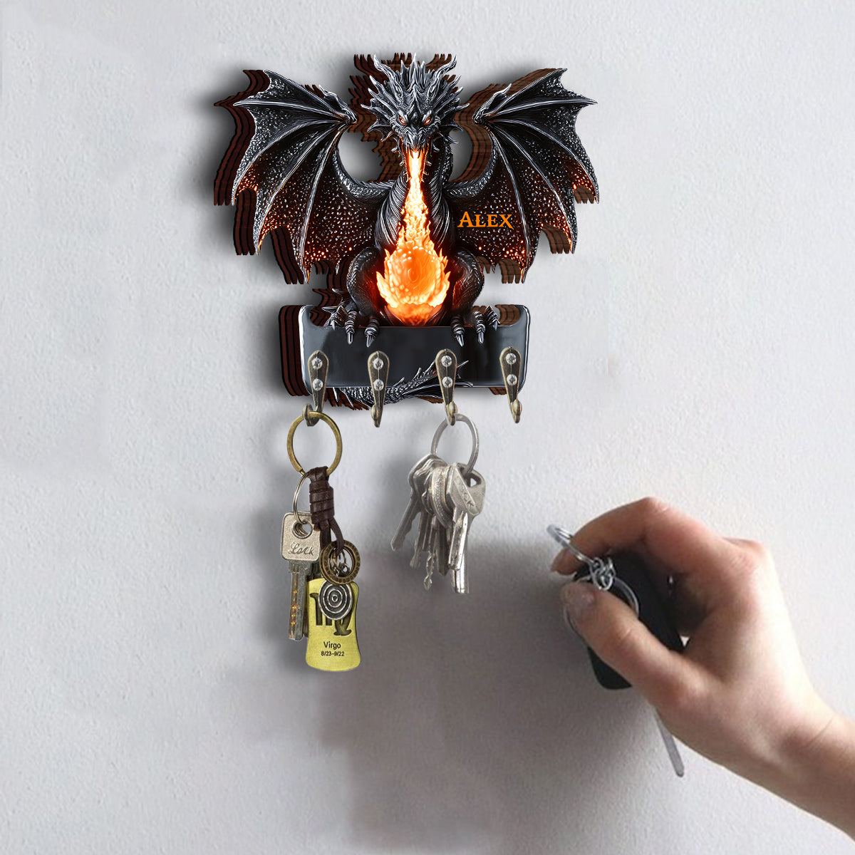Gothic Dragon Fire – Personalisierter, individuell geformter Schlüsselhalter in Drachenform