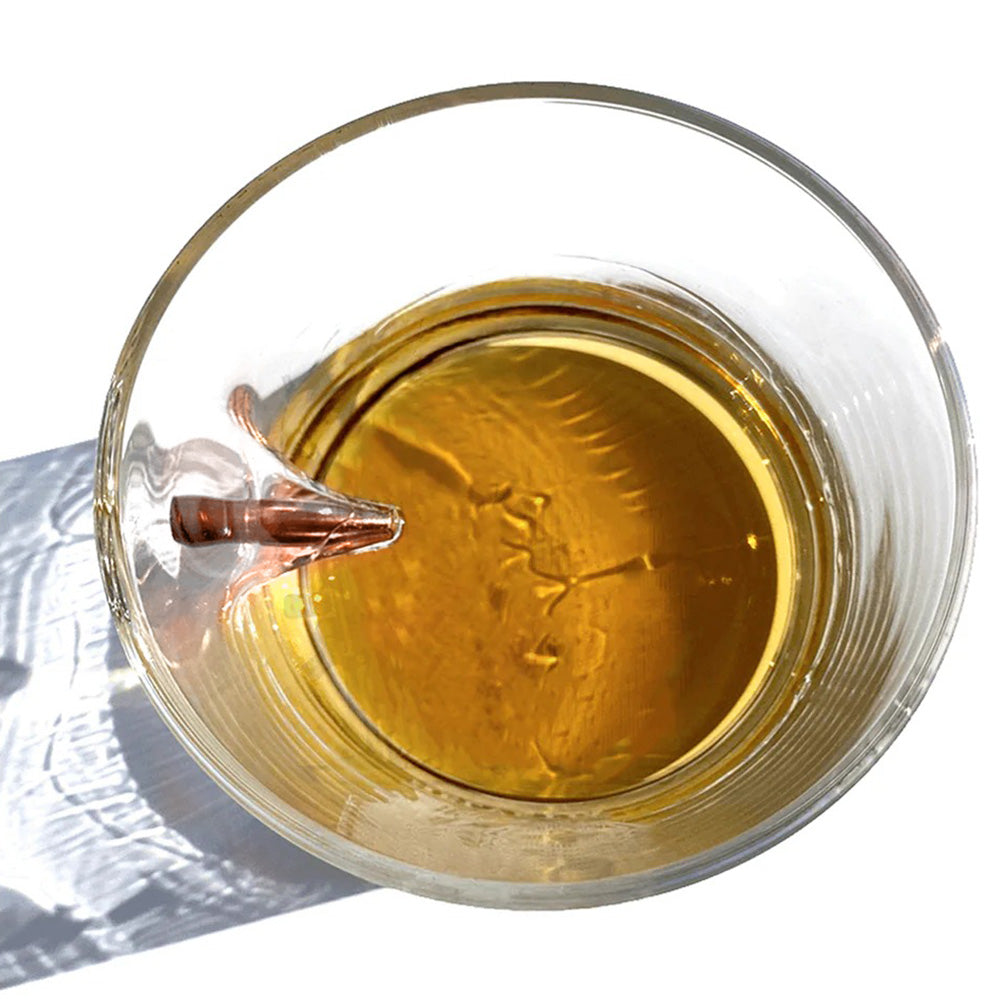 Stolzer Papa einer wahnsinnig tollen Tochter – personalisiertes Whiskeyglas in Form einer Vaterkugel