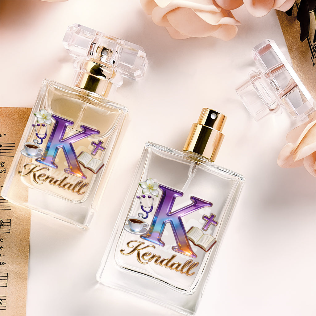 Ästhetik der Anfangsbuchstaben – Personalisierter, nachfüllbarer Parfümflakon für Selbstliebe