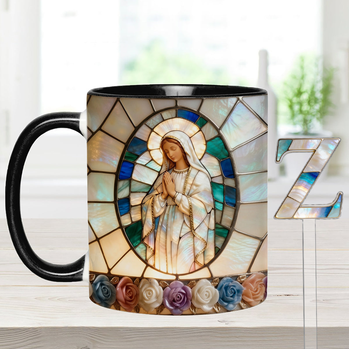 Unsere Liebe Frau der Gnade – Personalisierte christliche Tasse mit Acryl-Rührstäbchen