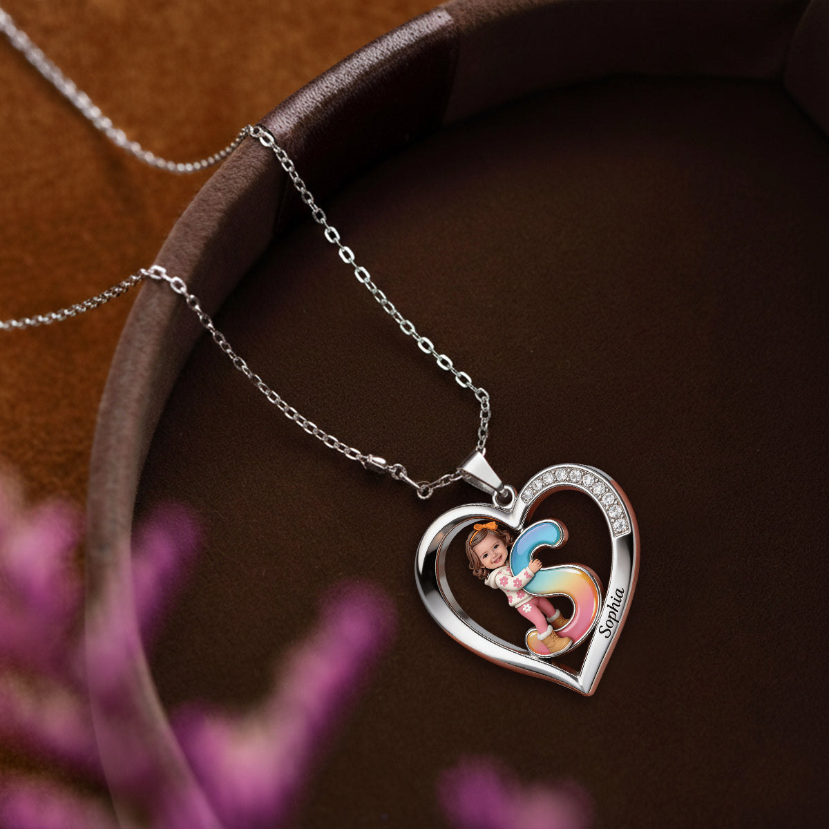 Personalisierte Halskette mit Anhänger in Kinderform aus Metall – Foto nach Wunsch.