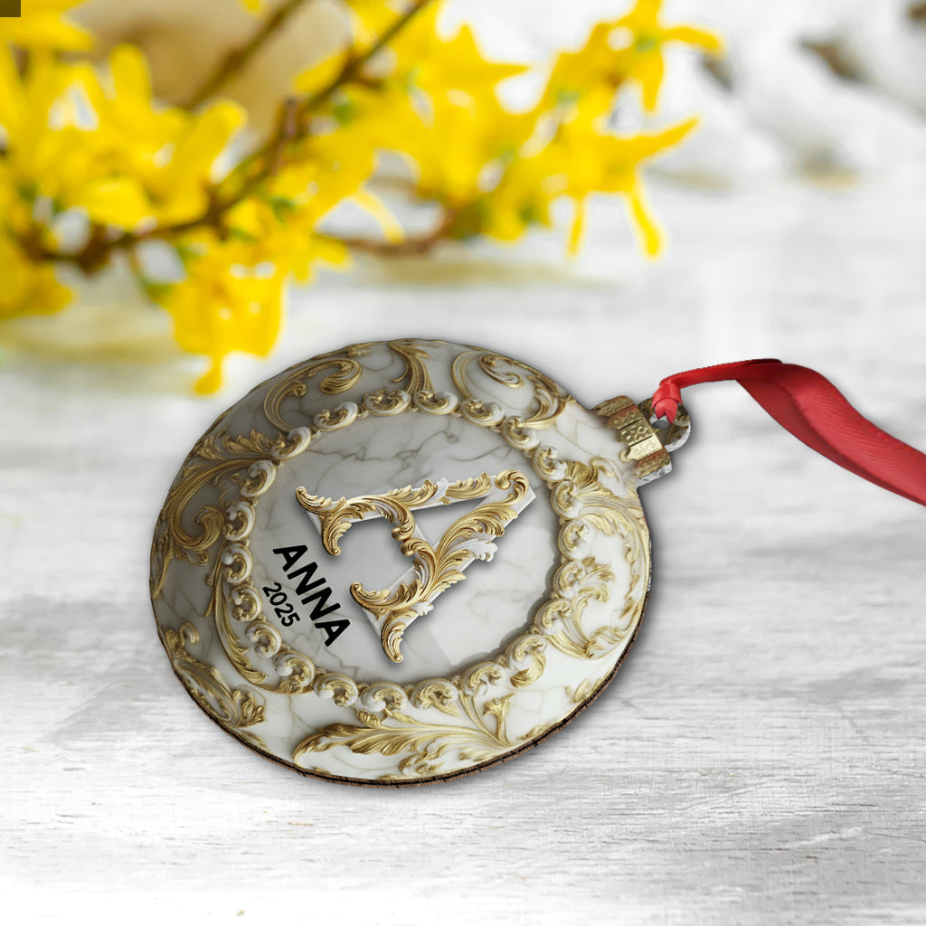 Individuell gestalteter goldener Marmor-Initial für die Familie, Frohe Weihnachten 2025 – Personalisierter Familienschmuck