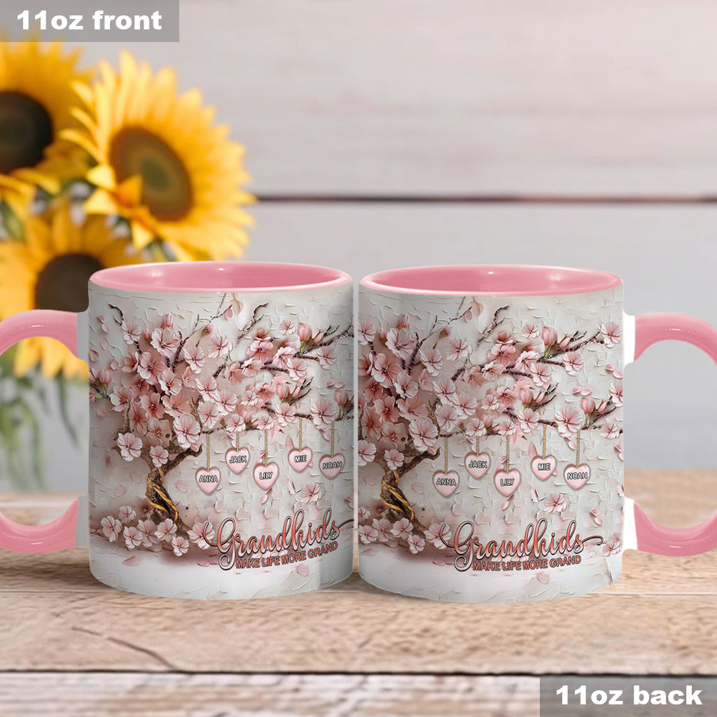Enkelkinder machen das Leben schöner – personalisierte Tasse mit Oma-Akzent
