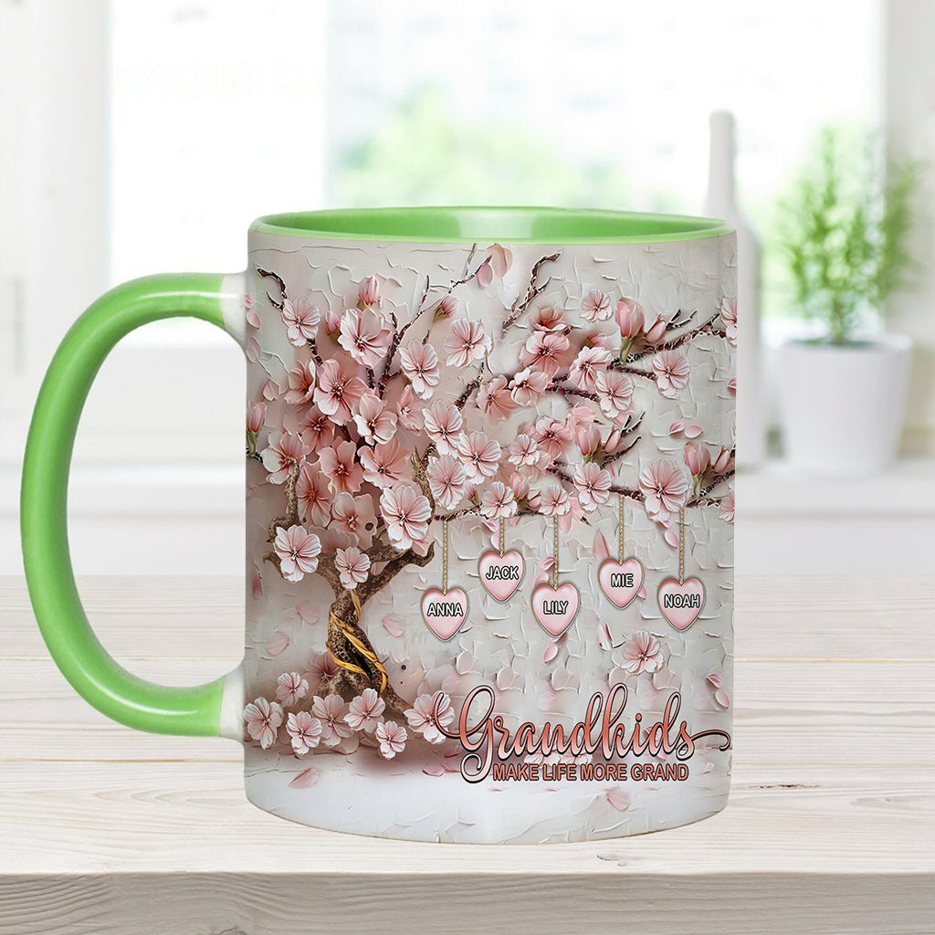 Enkelkinder machen das Leben schöner – personalisierte Tasse mit Oma-Akzent