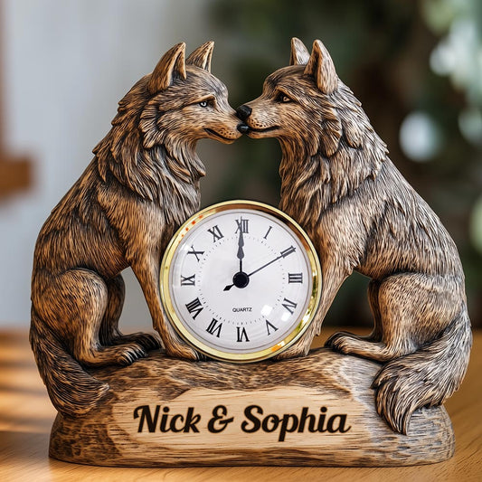 Geschenk zum Jahrestag: Wolf Forever Yours – Personalisierte Acryl-Uhrplakette für Paare