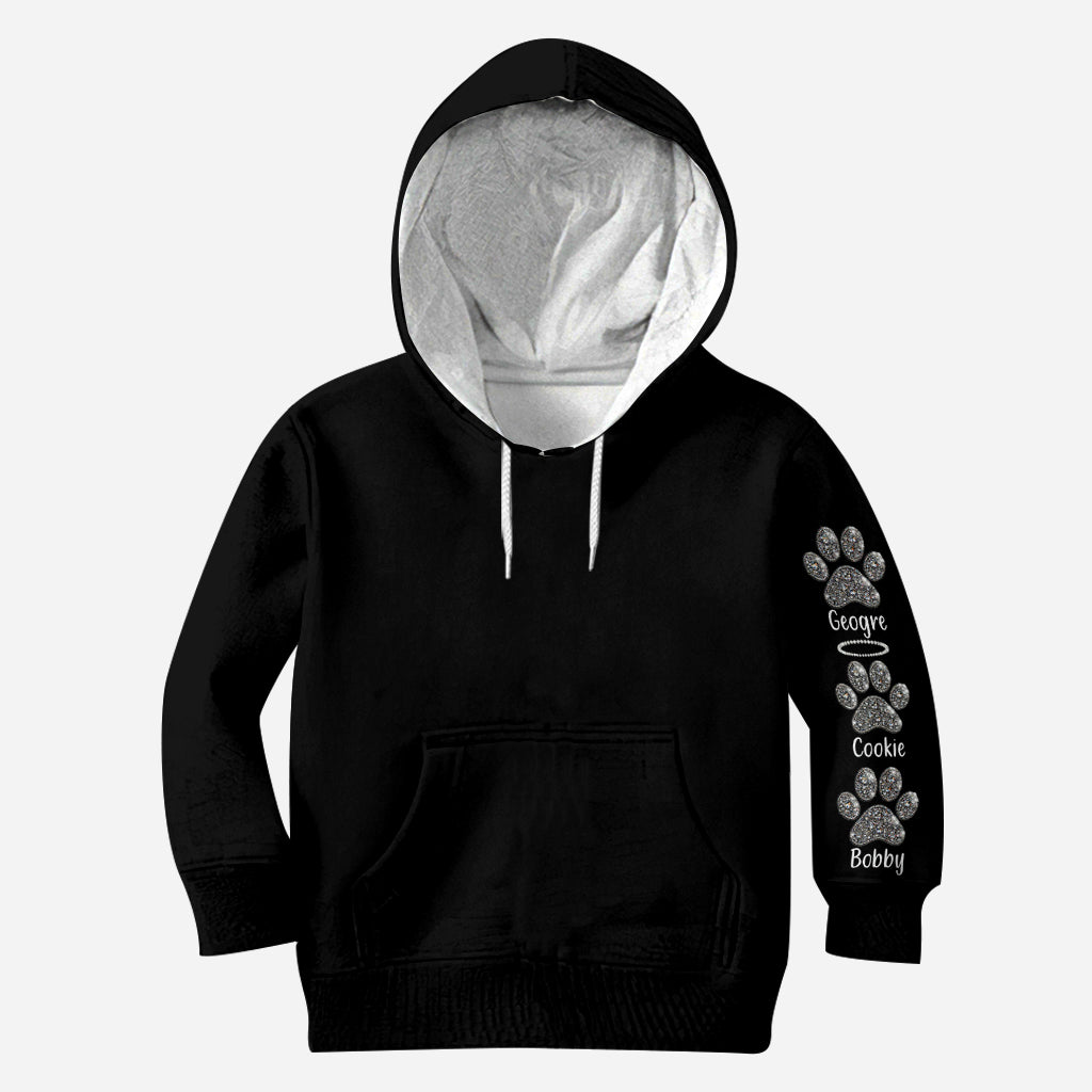 Einfach ein Mädchen, das Hunde liebt – personalisiertes T-Shirt mit Hundemotiv