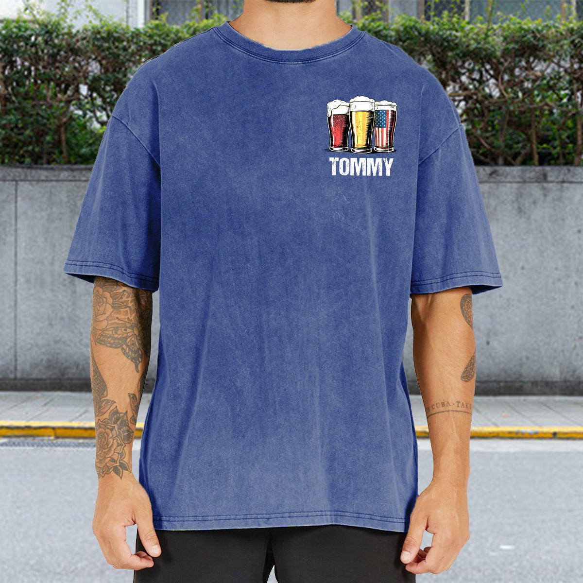 Rot, Weiß & Bier – Personalisiertes Bierwasch-T-Shirt