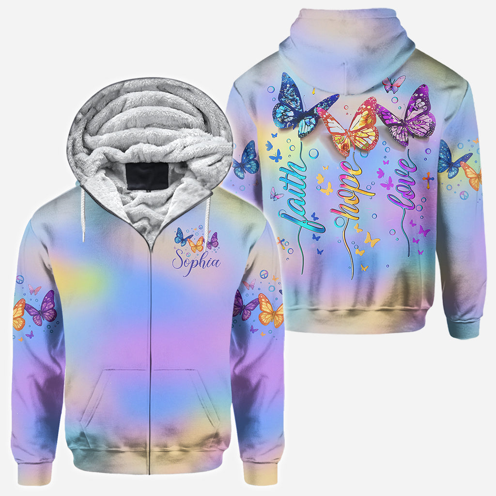 Glaube, Hoffnung, Liebe – Personalisiertes Schmetterlings-Shirt