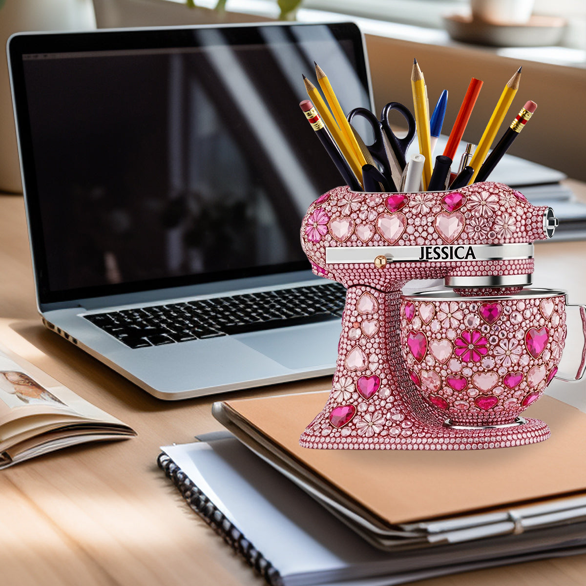 Liebe zum Backen – Personalisierter Backutensilienhalter aus Holz