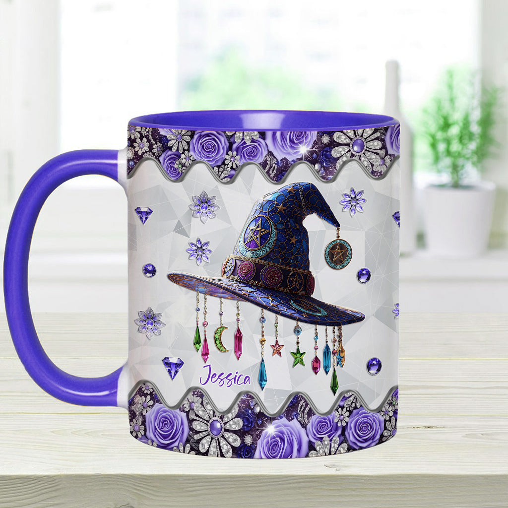 Wunderschöne Hexe mit Hut – Personalisierte Tasse mit Hexenmotiv