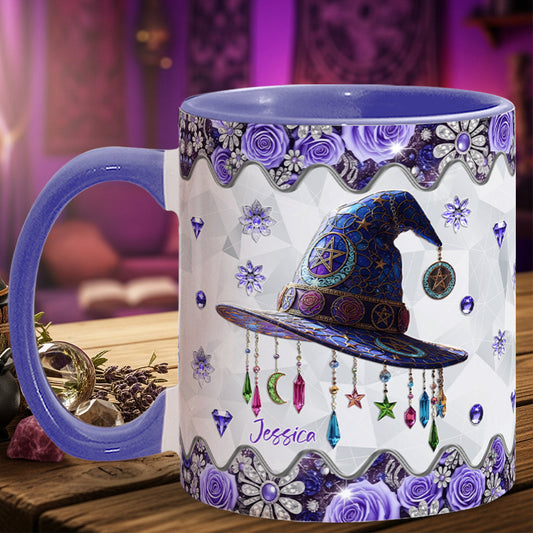 Wunderschöne Hexe mit Hut – Personalisierte Tasse mit Hexenmotiv