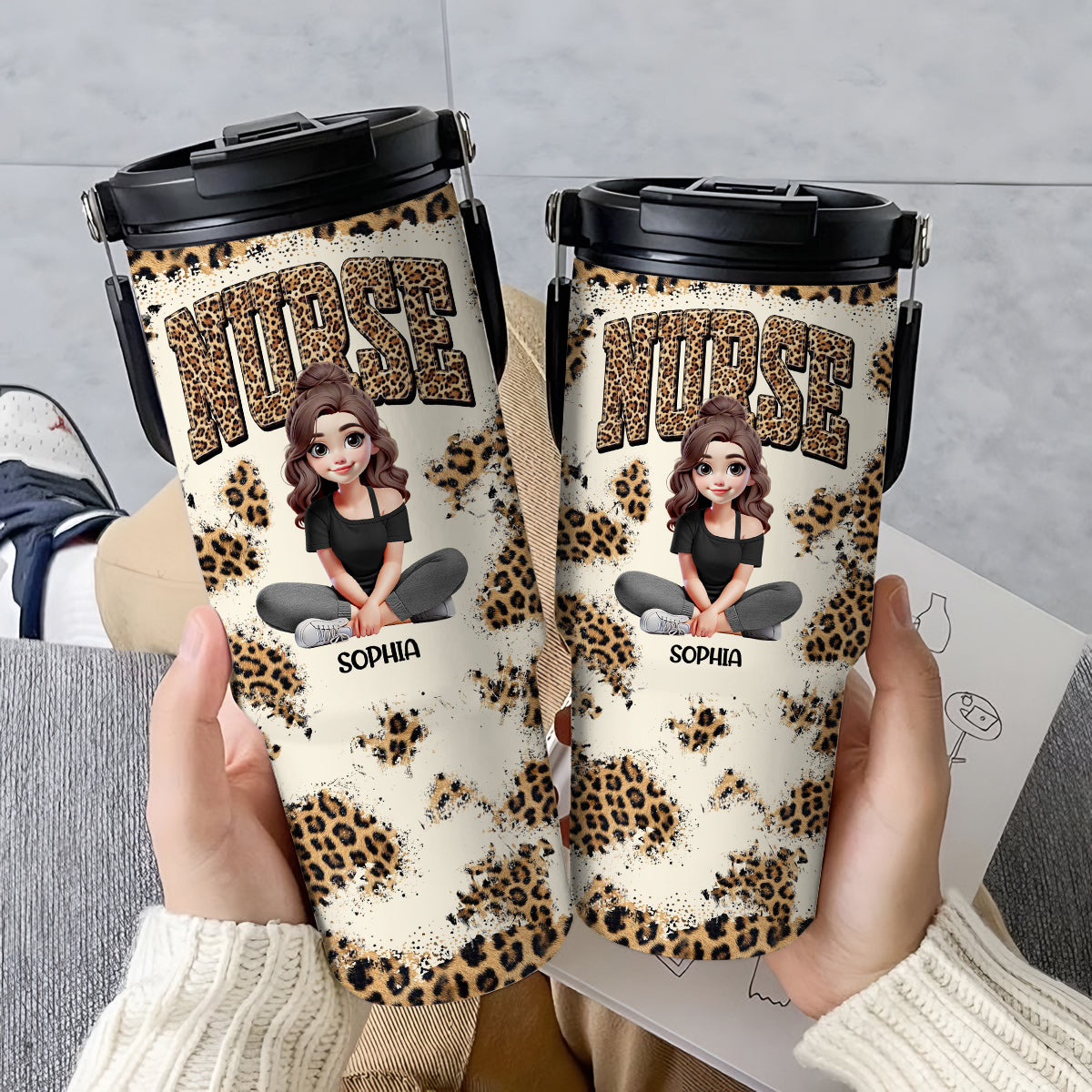 Nurse Life – Personalisierter Pflegebecher mit Griff