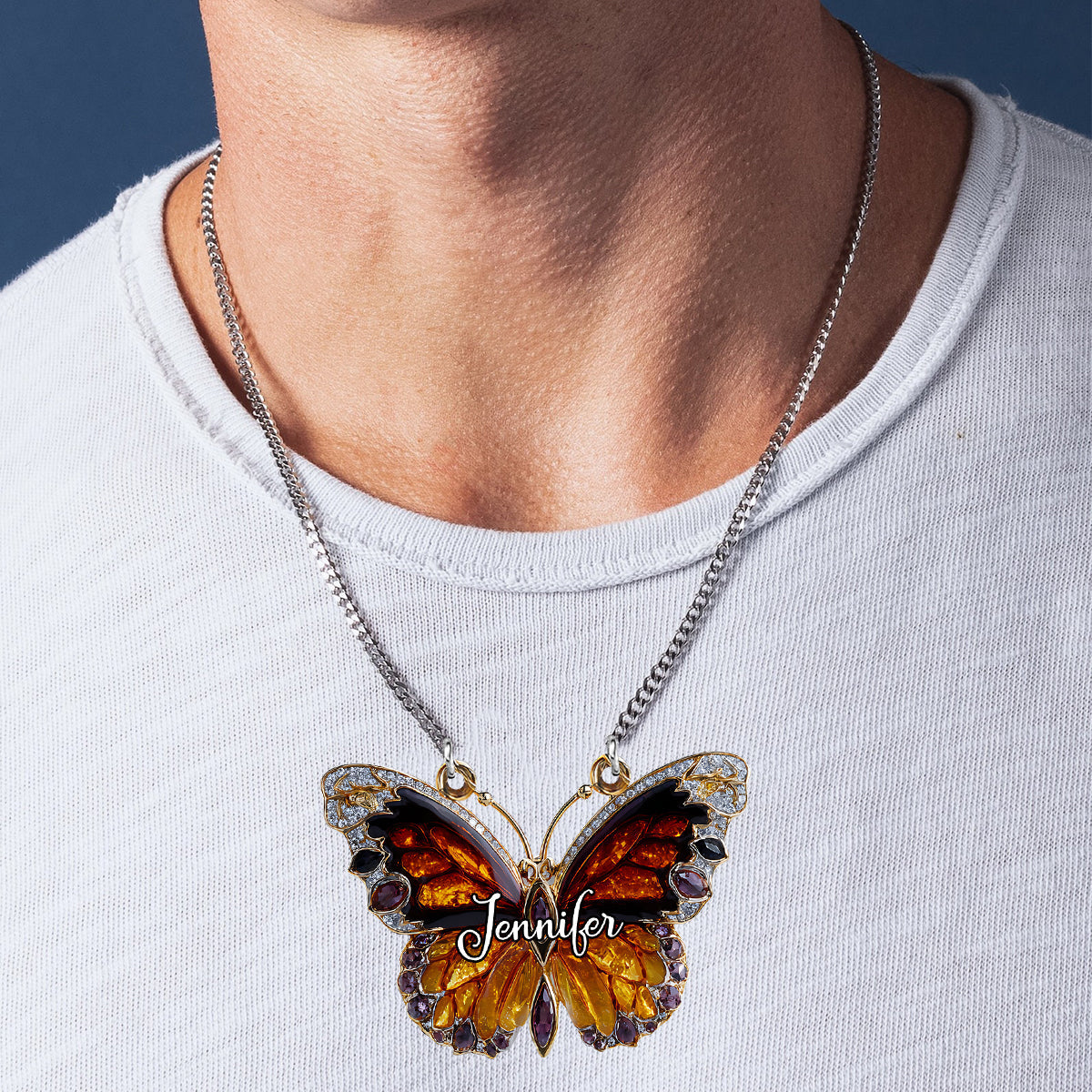 Liebesschmetterling – Personalisierte Schmetterlingsanhänger-Halskette in individueller Form