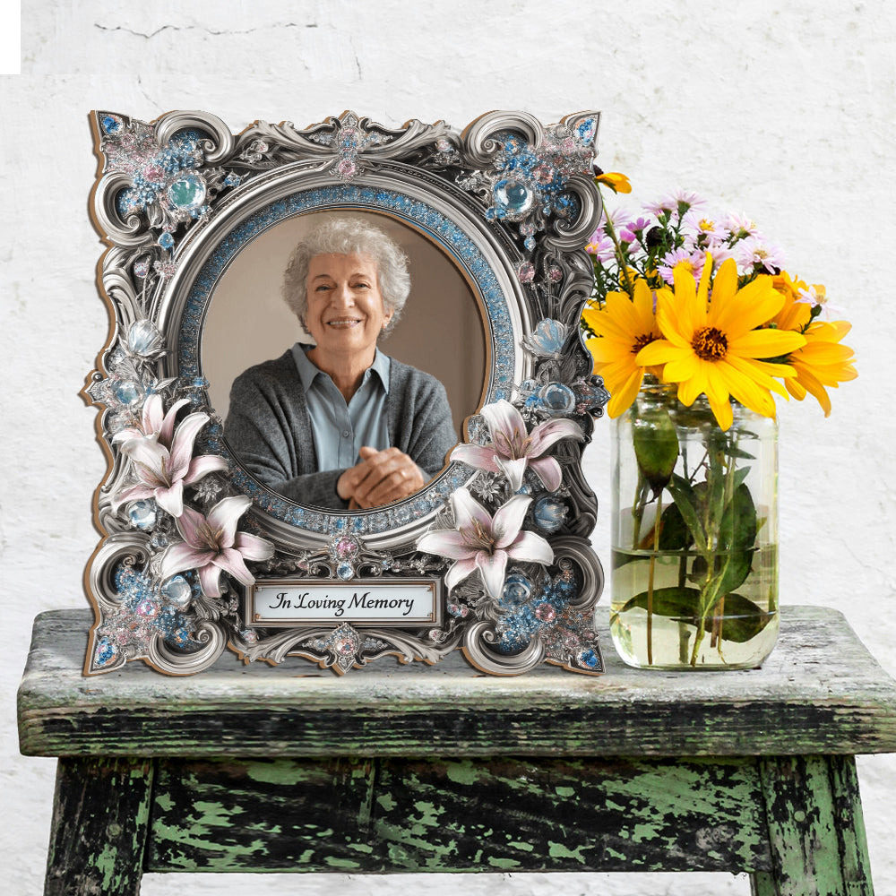 In liebevoller Erinnerung – personalisierter Gedenk-Fotorahmen in Form eines Ausschnitts