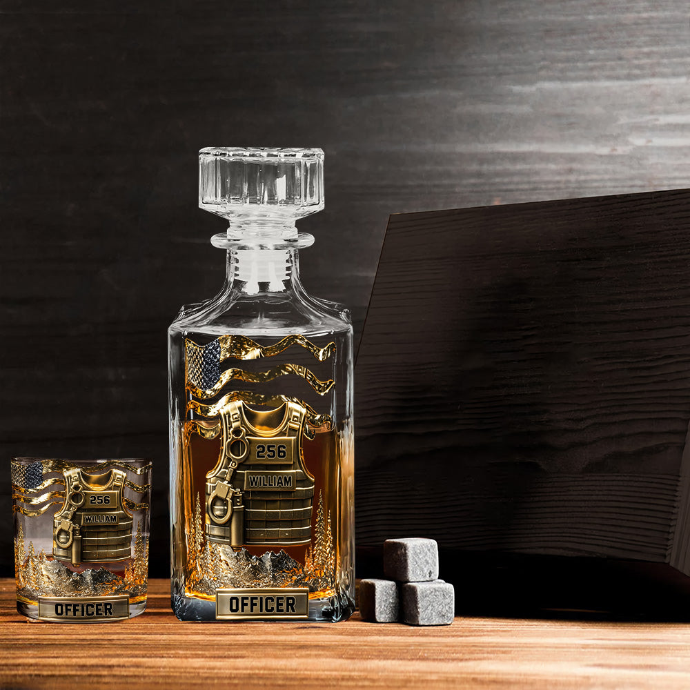Dienen und Schützen – Personalisiertes Whiskey-Dekanter-Set für Polizeibeamte