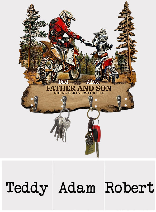 Die besten Fahrpartner fürs Leben – Personalisierter, maßgefertigter Hängeträger für Dirtbikes