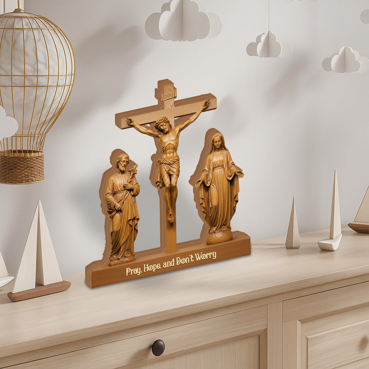 Katholisch – Personalisierte christliche Holzplakette in individueller Form