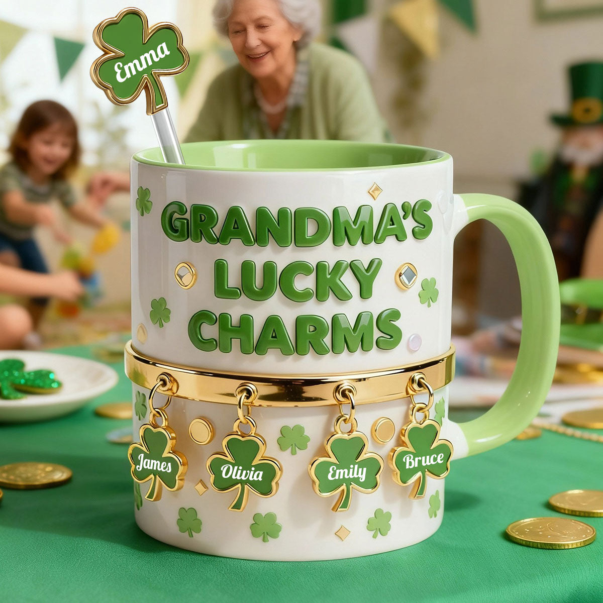 Omas Glücksbringer – Personalisierte Oma-Tasse mit Acryl-Rührstäbchen