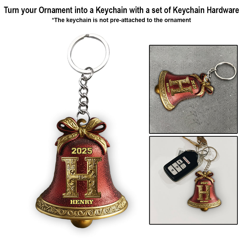 Personalisierter goldener Glockenanhänger mit Initialen für die Familie, Frohe Weihnachten 2025 – Individuell gestalteter Familienschmuck