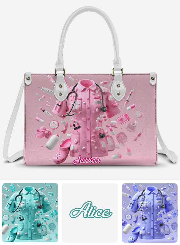 Krankenpflege ist eine Herzensangelegenheit – Personalisierte Lederhandtasche für Krankenschwestern