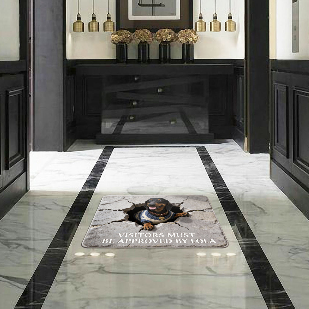 Besucher müssen genehmigt werden – Personalisierte Fußmatte/Teppich in Hundeform